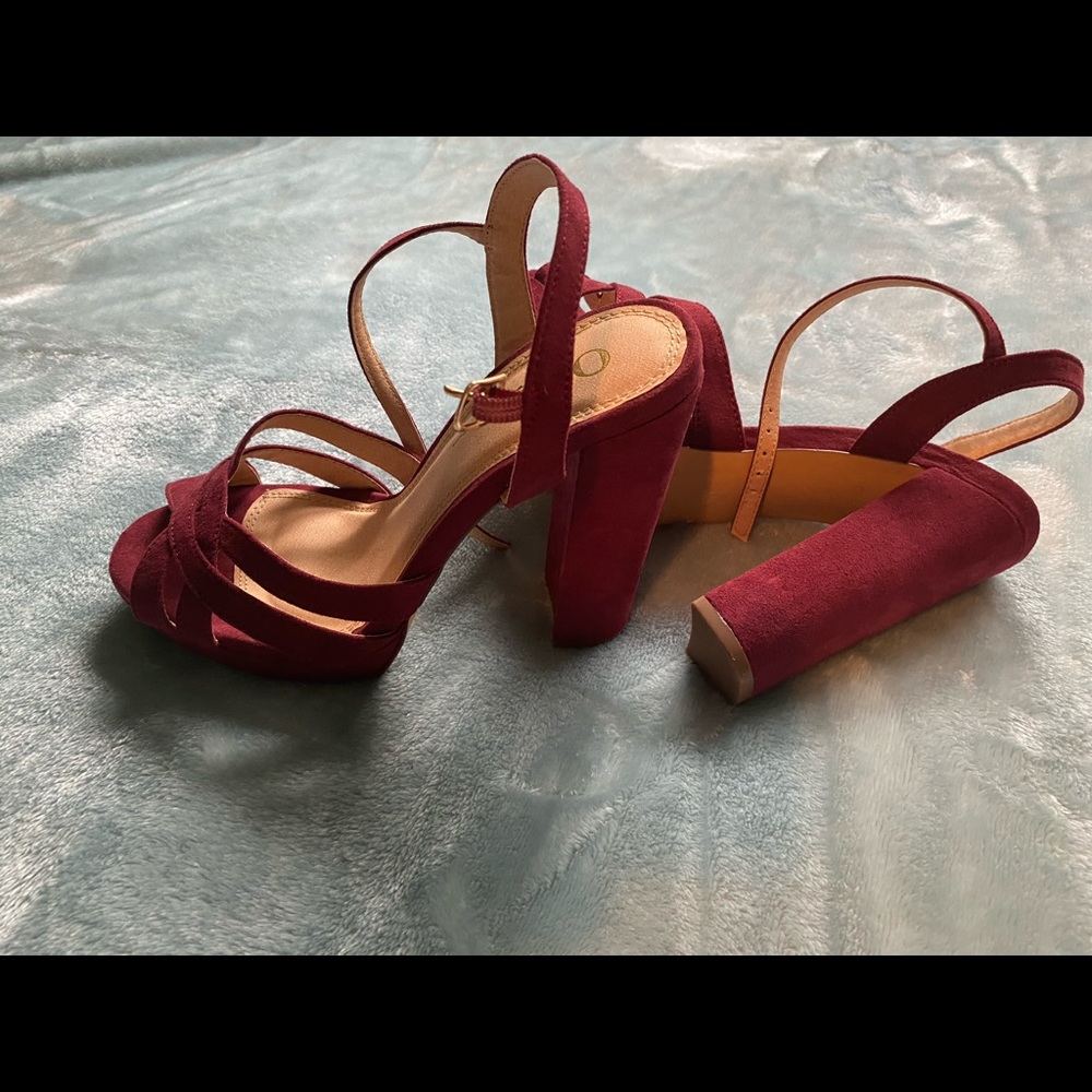 Wine platform heel